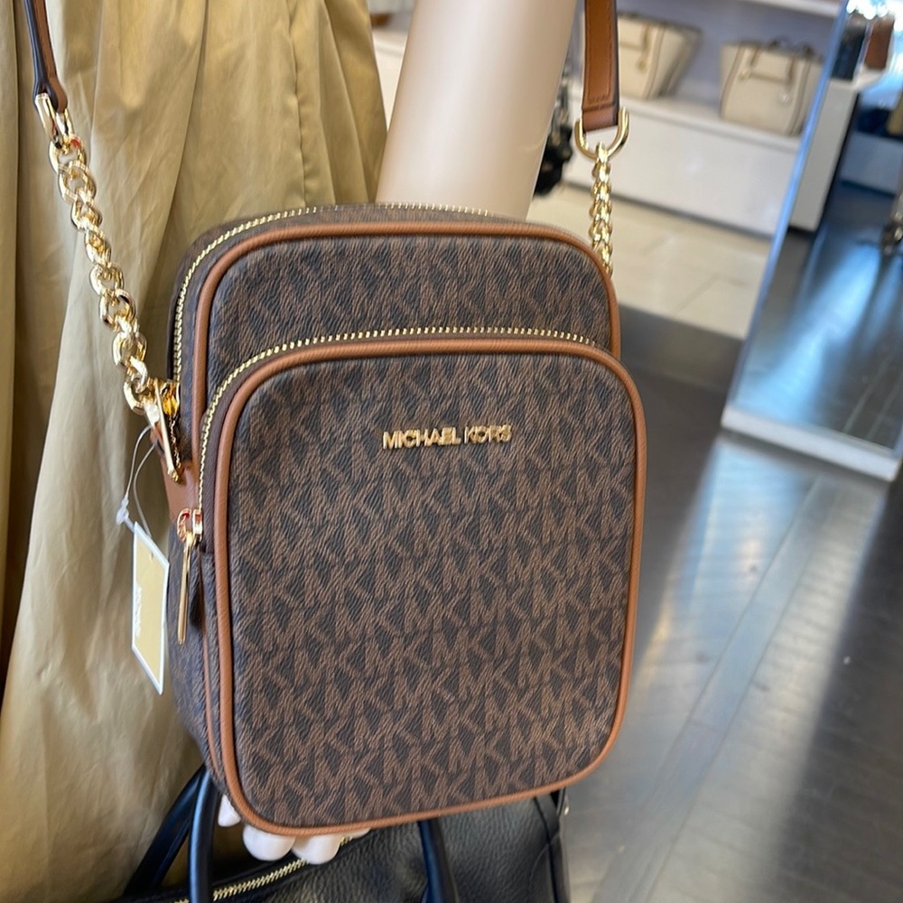 MICHAEL KORS 
Jet Set Travel Medium Logo Crossbody Flight Bag
Style # 35F1GTVC2B - Picture 10 of 16